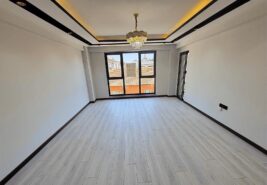 ÇAMLICA MAHALLESİNDE 3+1-145M² PARKA VE CADDEYE YAKINLÜX DAİRE