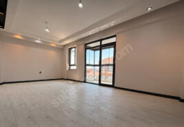 Çamlıca Mahallesinde 3+1 125 M2 Batıkent Sınırına Yakın Daire